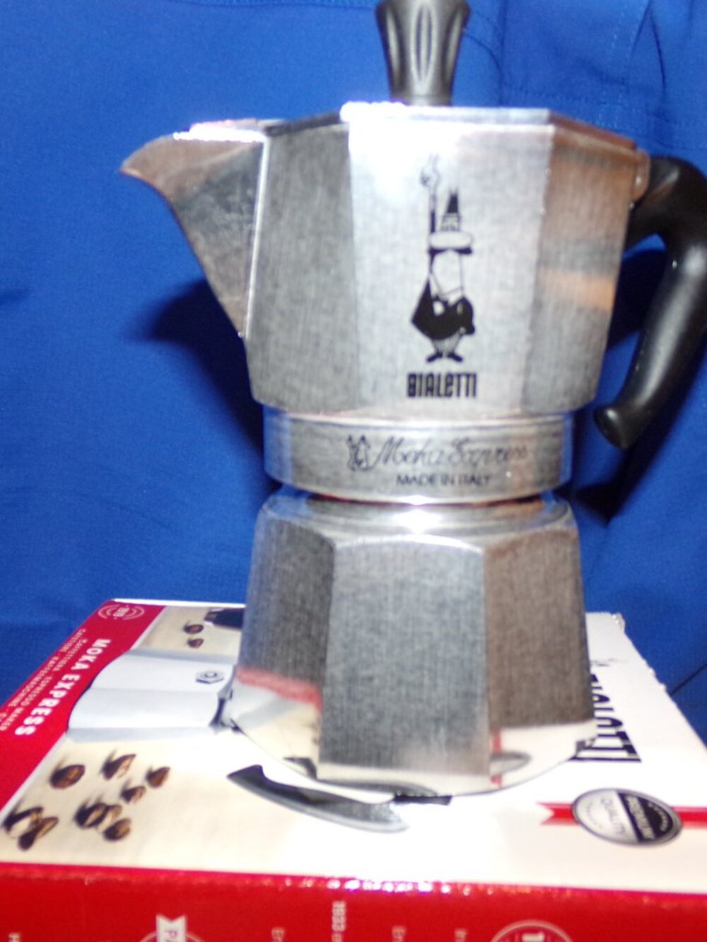 Bialetti  MOKA EXPRESS 3-Cup Stovetop Coffee Maker - Expresso Silver New - Picture 2 of 15